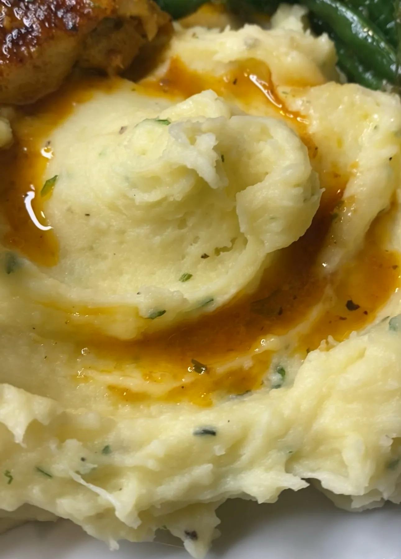 Picture for Garlic Herb Mashed Potatoes