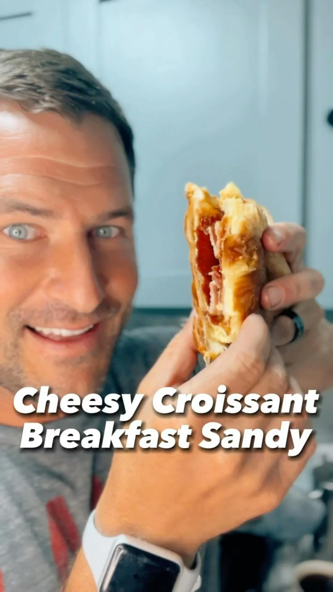 Picture for Cheesy Croissant Breakfast Sandwich