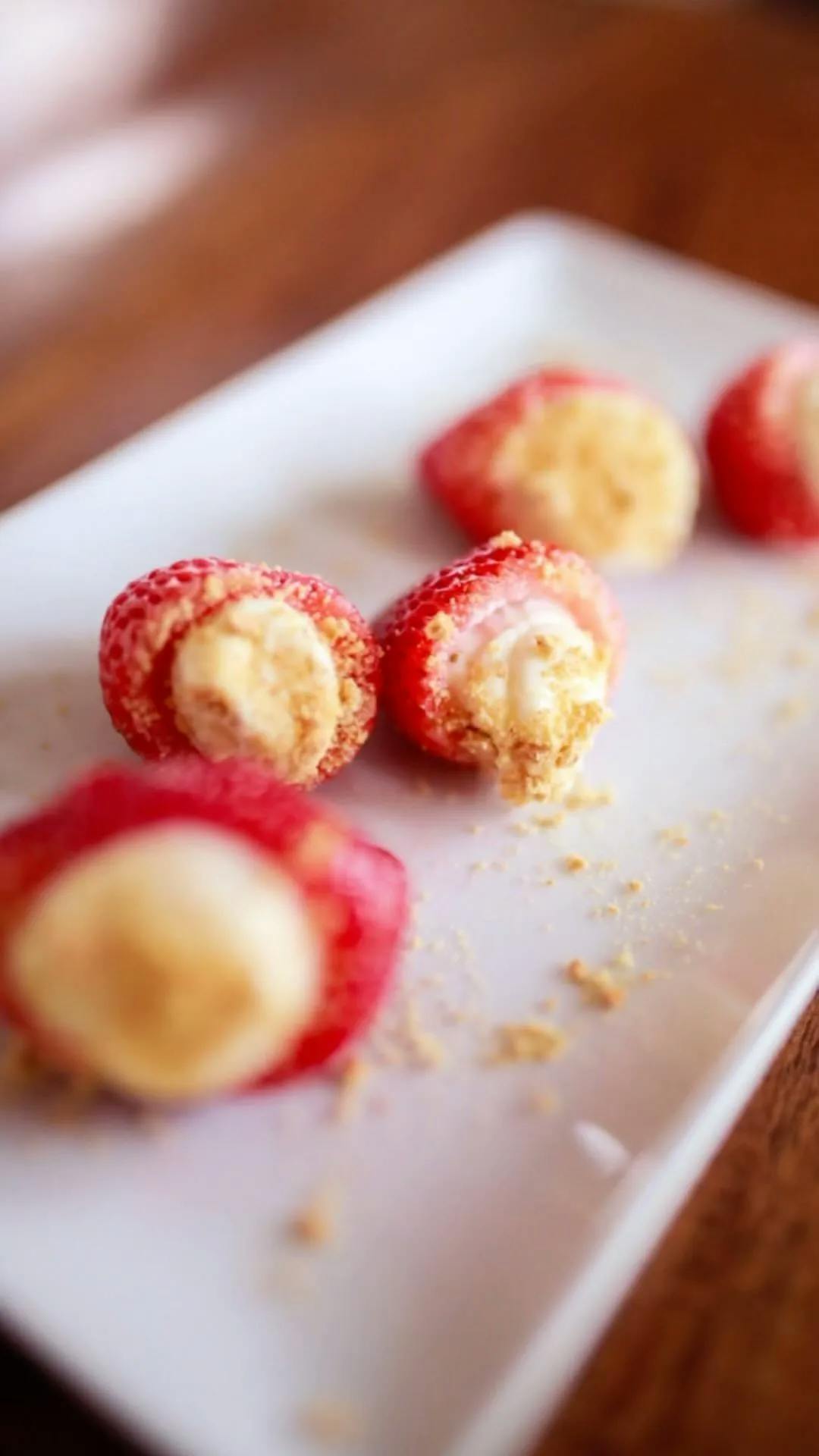 Picture for Cheesecake Stuffed Strawberries