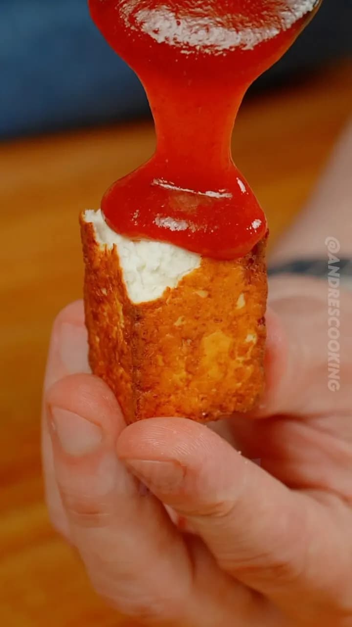 Picture for Palitos de Queso Paneer Frito con Salsa de Guayaba Sriracha [Fried Cheese Sticks with Sriracha Guava Sauce]