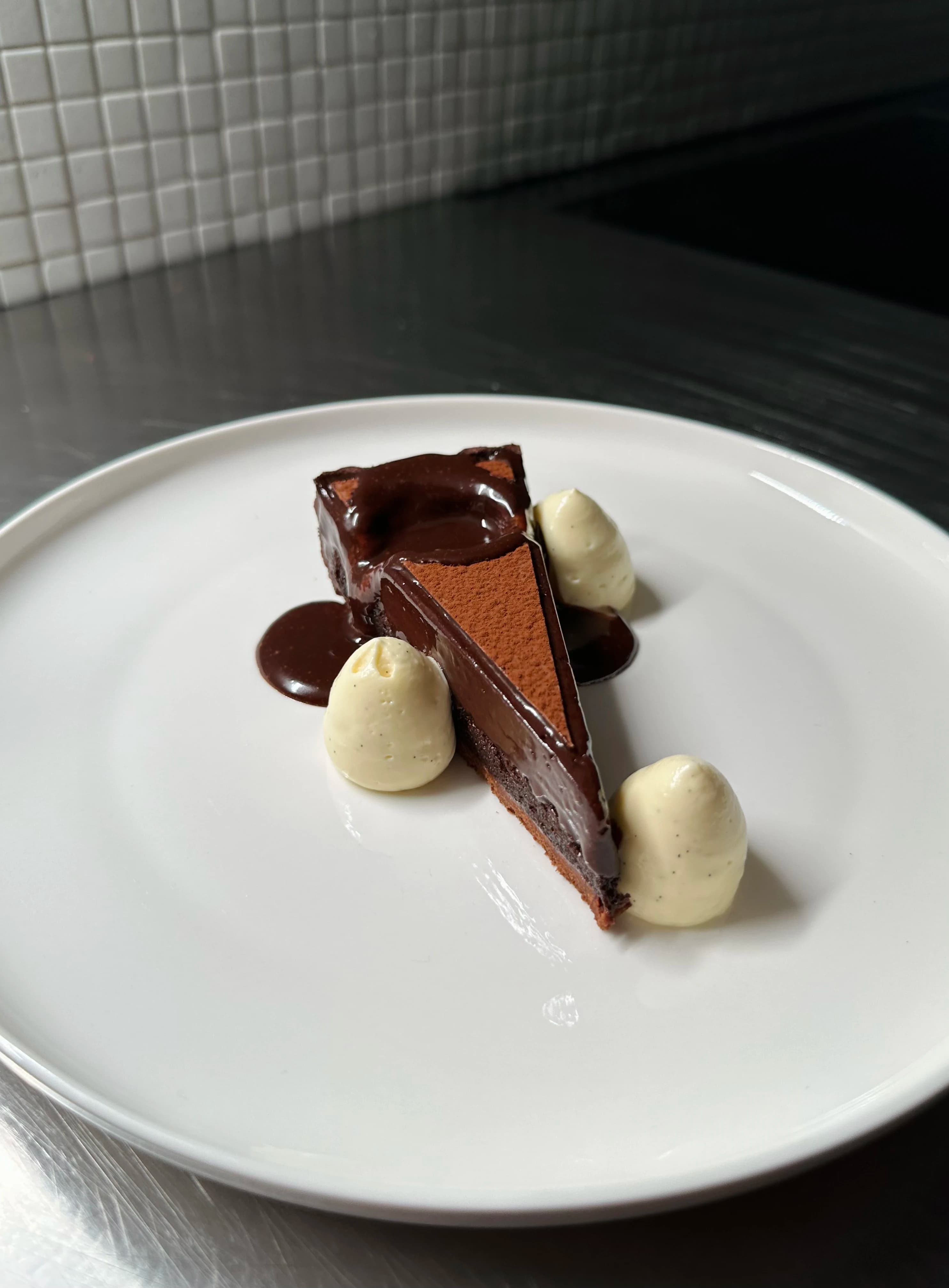 Tiramisu Ganache Tart (plated version) by cedriklorenzen